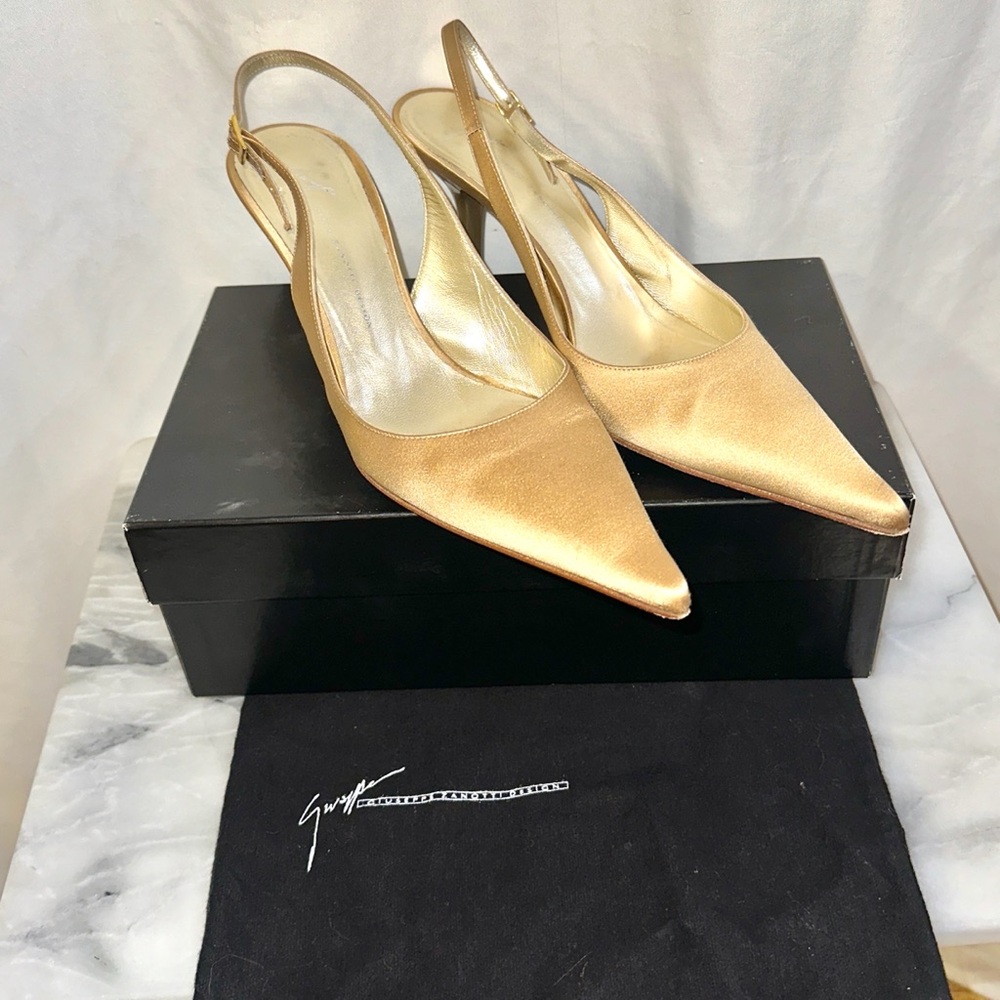 Vintage Giuseppe Zanotti Women’s Sling Back Gold Heels Size 8.5 Box And Dust Bag
